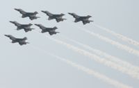 F-16 Thunderbirds 4